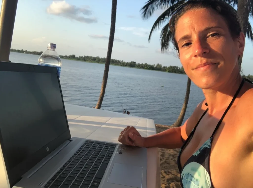 vivre et travailler en cote divoire